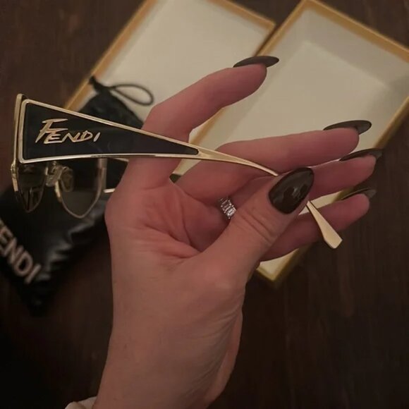 NEW FENDI FE40051U - 32A SHIELD POLARIZED SUNGLASSES - Picture 14 of 16